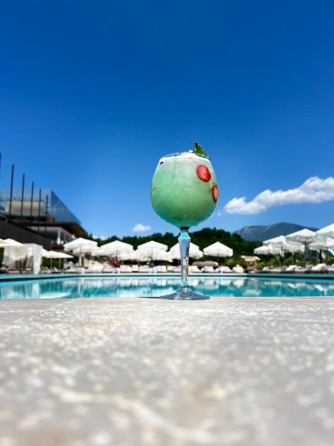 Equos Resort Hotel Tirana Zewnętrze zdjęcie